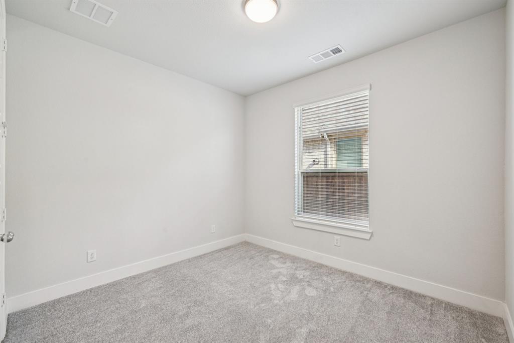 1920 Dappled Grey Avenue Property Photo 22