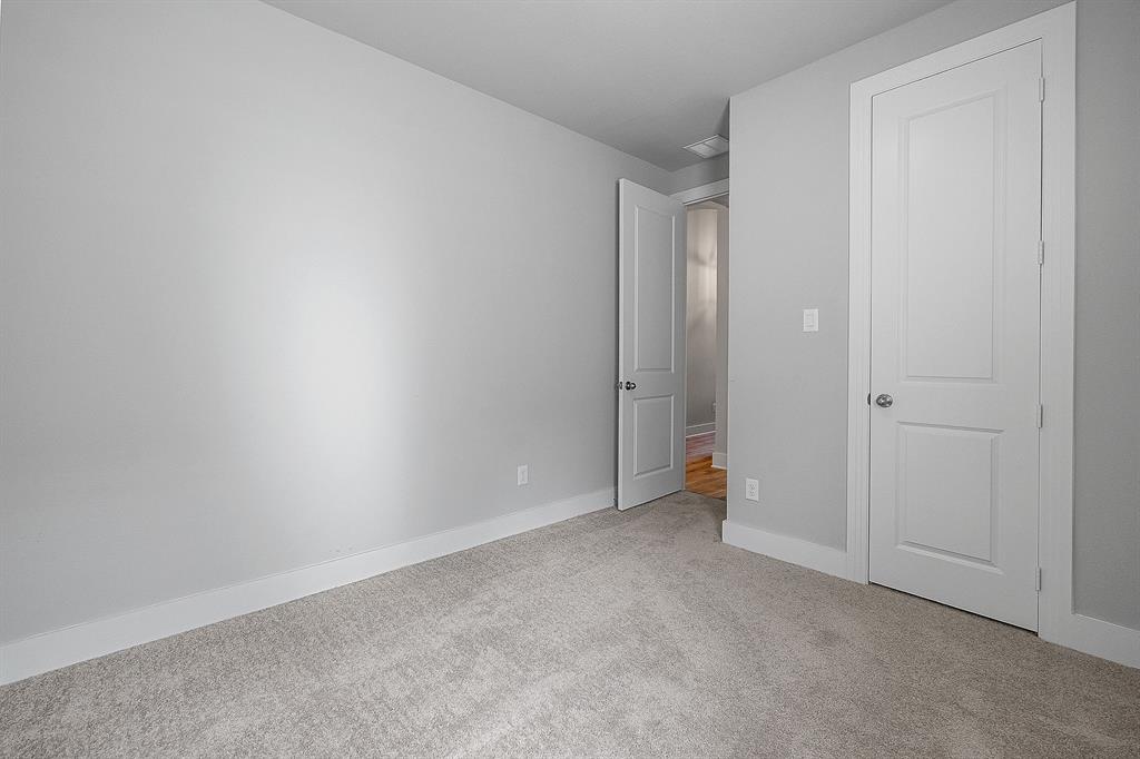 410 Firecrest Lane Property Photo 23