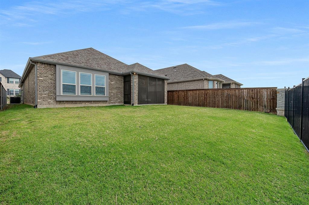 410 Firecrest Lane Property Photo 33