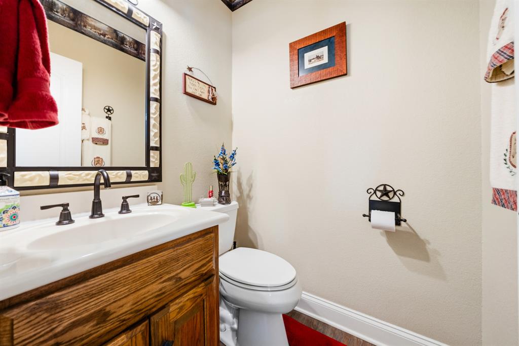 883 N Speegleville Road Property Photo 38