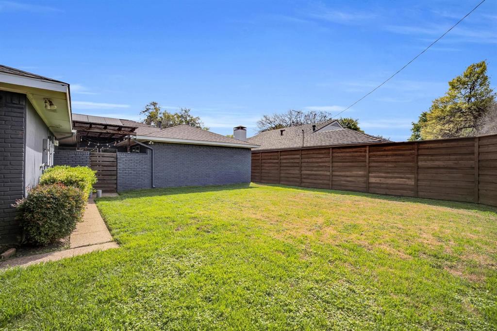 16817 Rustic Meadows Drive Property Photo 9