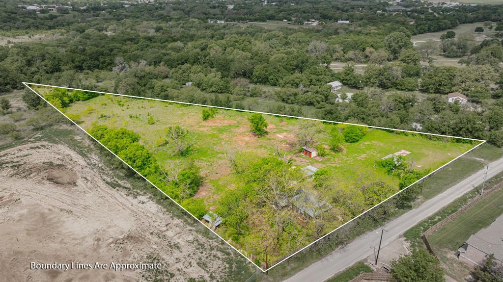 310 Clark Lane Property Photo 6