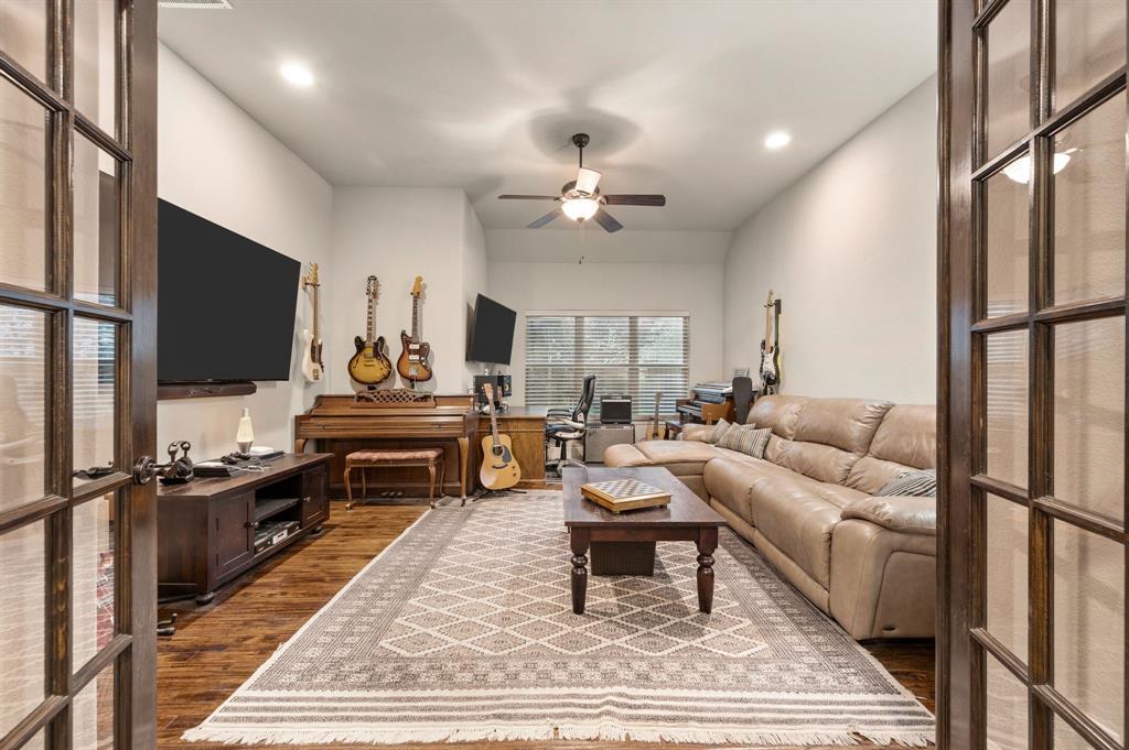 308 Boonesville Bend Property Photo 6