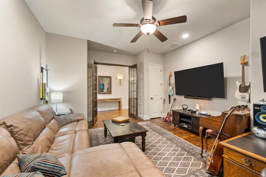 308 Boonesville Bend Property Photo 7