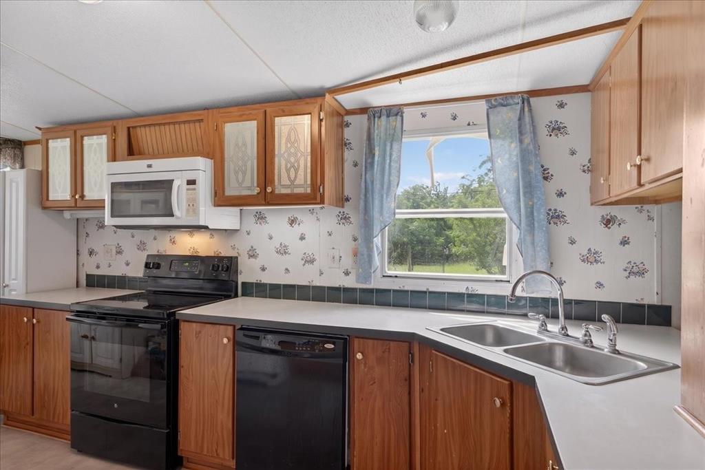 700 Kim Court Property Photo 14