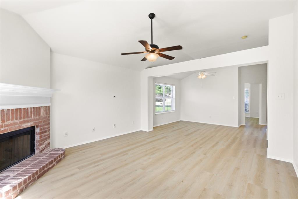 311 S Chestnut Street Property Photo 8