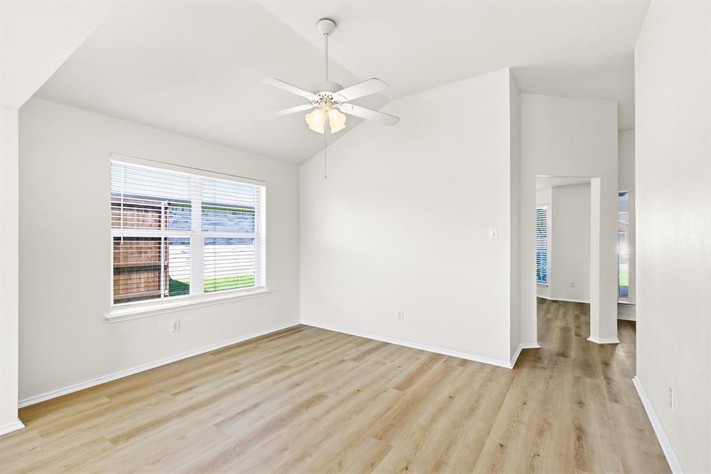 311 S Chestnut Street Property Photo 13