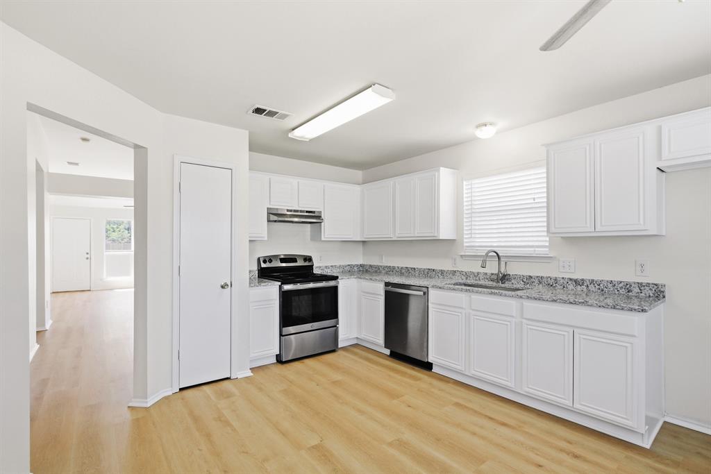 311 S Chestnut Street Property Photo 14