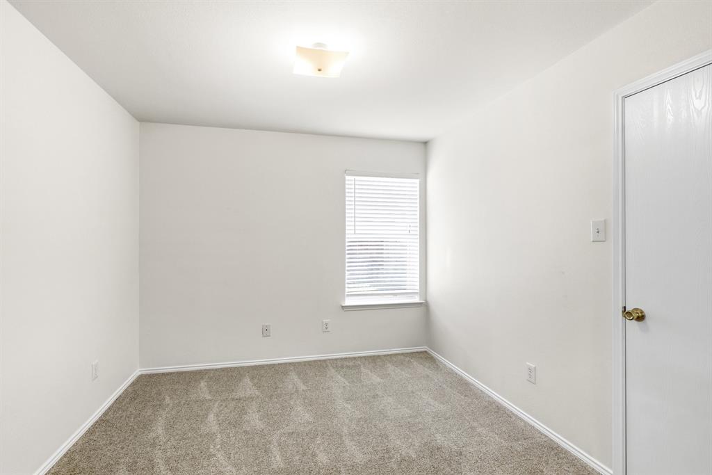 311 S Chestnut Street Property Photo 21