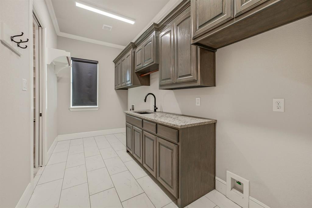 9503 Bellechase Road Property Photo 23