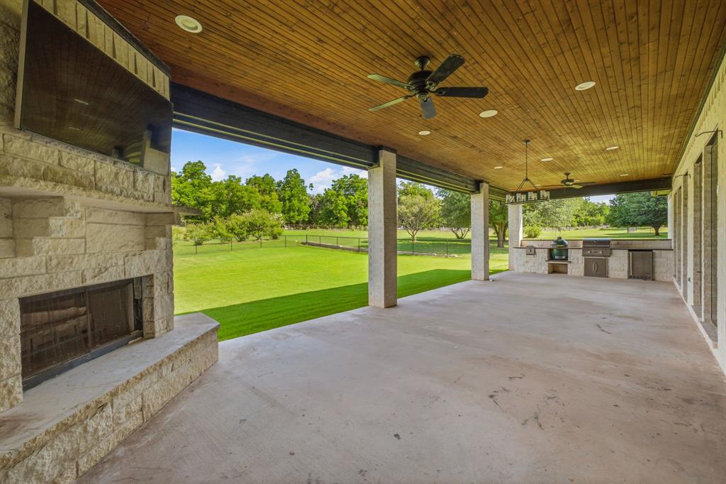 9503 Bellechase Road Property Photo 32