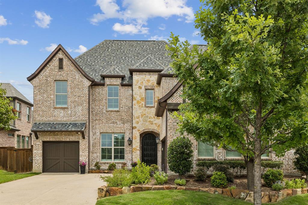 5588 Highflyer Hills Trail Property Photo 2