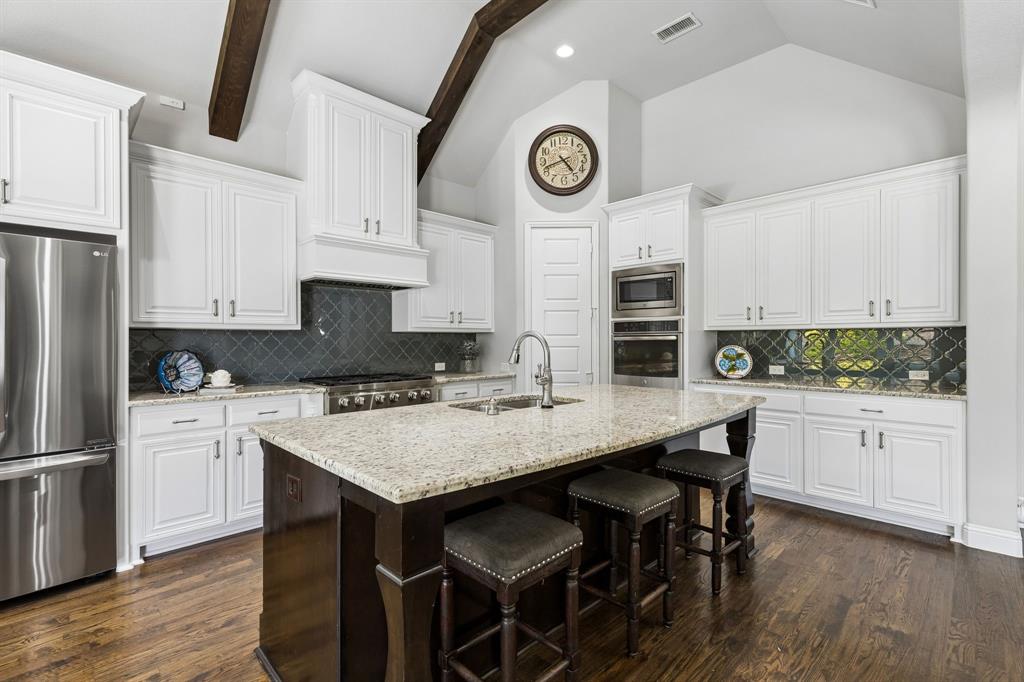 5588 Highflyer Hills Trail Property Photo 11