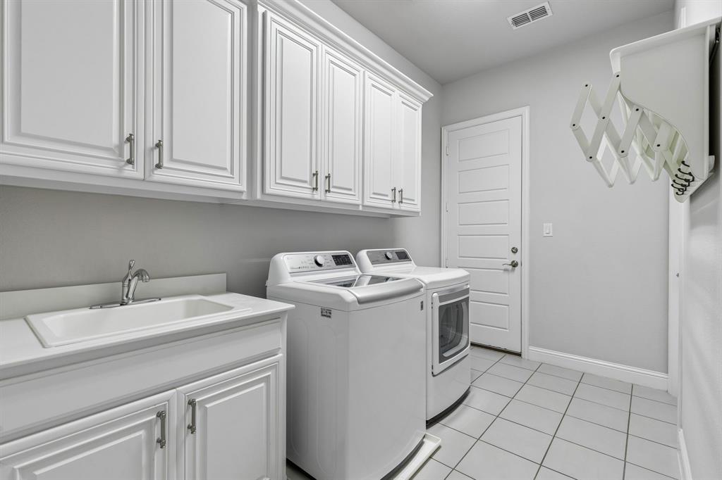 5588 Highflyer Hills Trail Property Photo 24