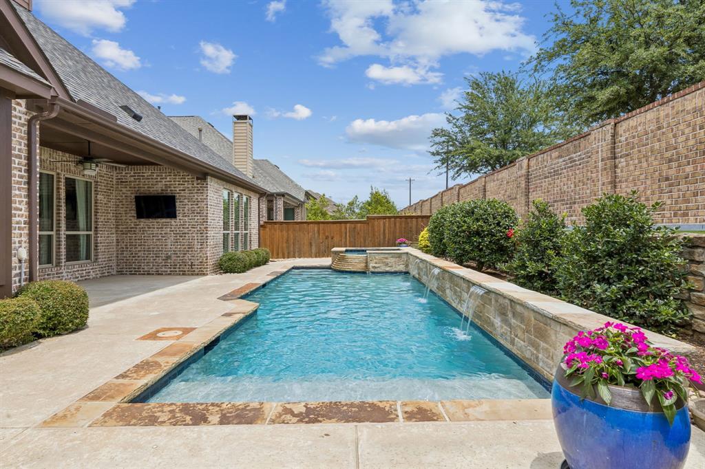 5588 Highflyer Hills Trail Property Photo 35