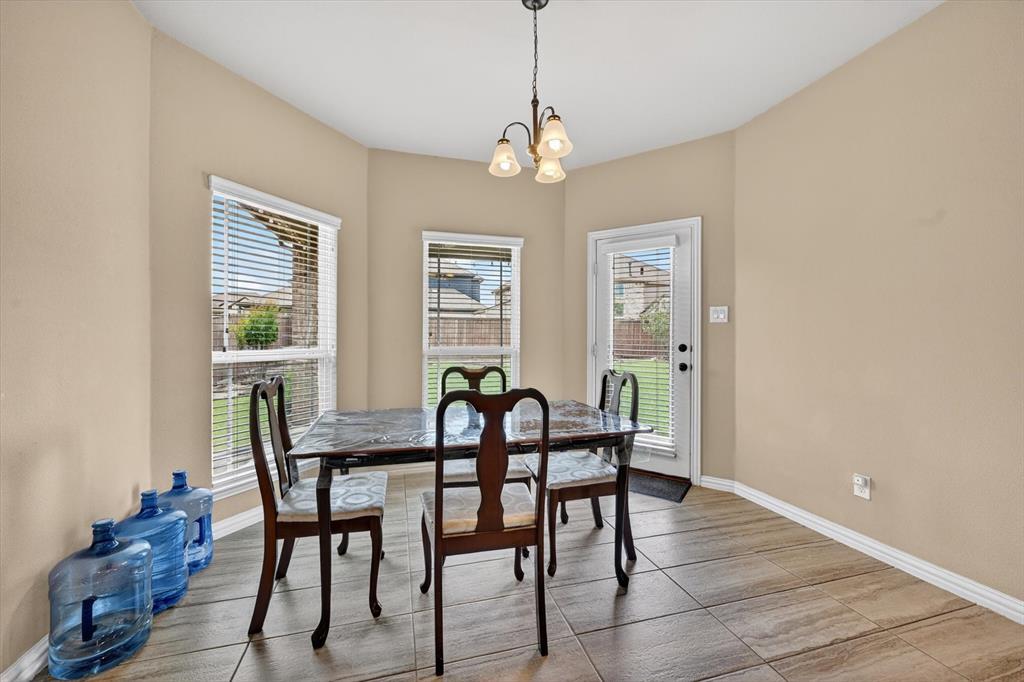 4229 Rainwater Creek Way Property Photo 17