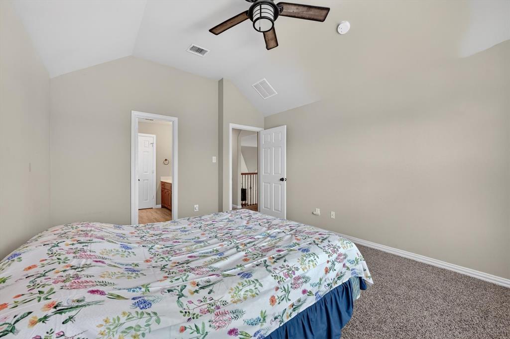 4229 Rainwater Creek Way Property Photo 26