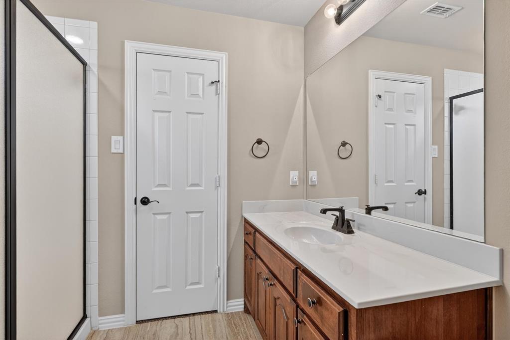4229 Rainwater Creek Way Property Photo 27