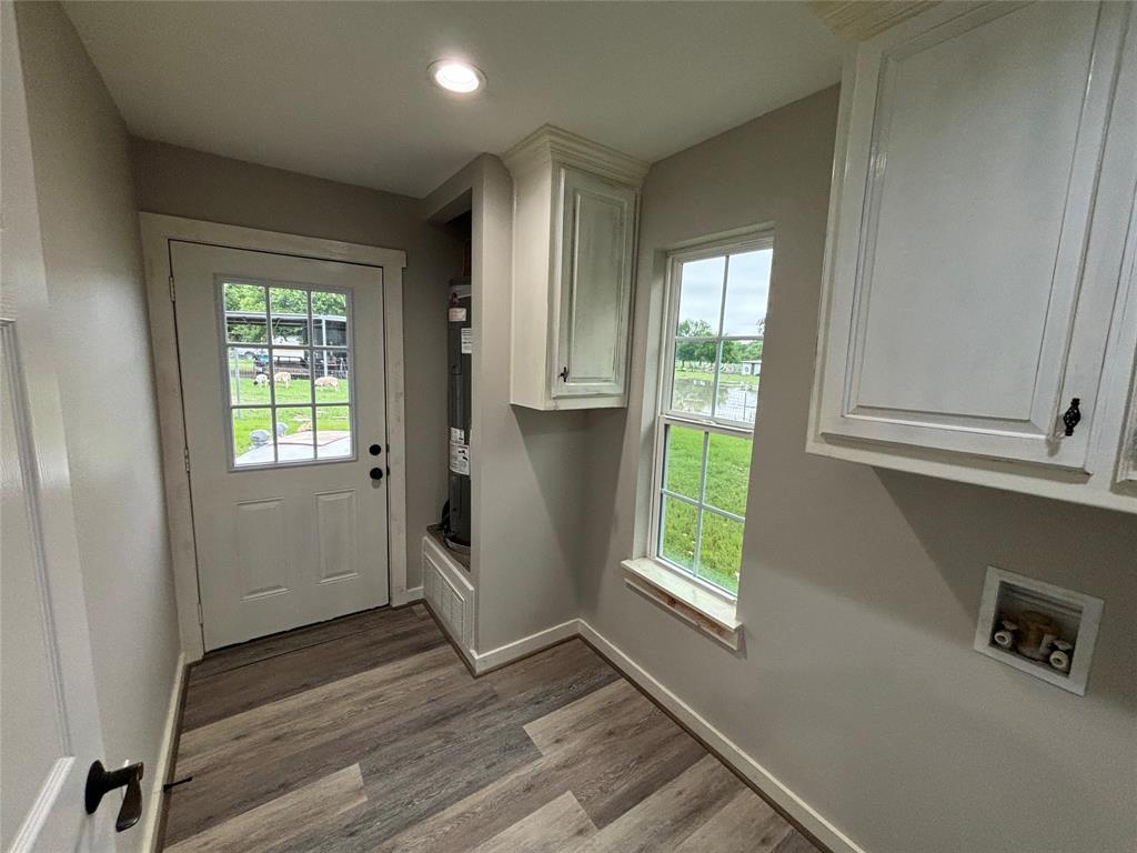 315 S Barry Street Property Photo 10