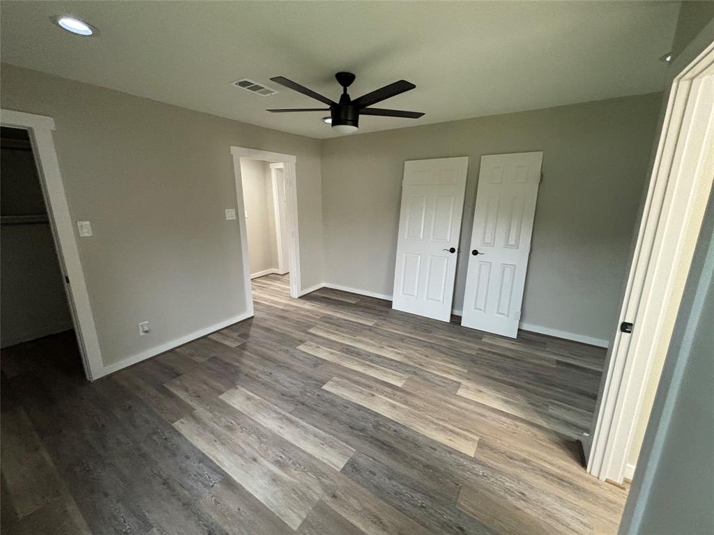 315 S Barry Street Property Photo 15
