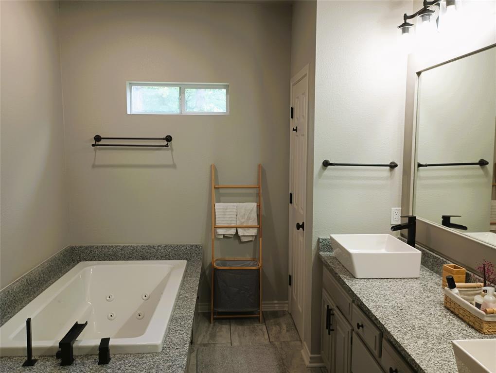 231 An County Road 2105 Property Photo 13