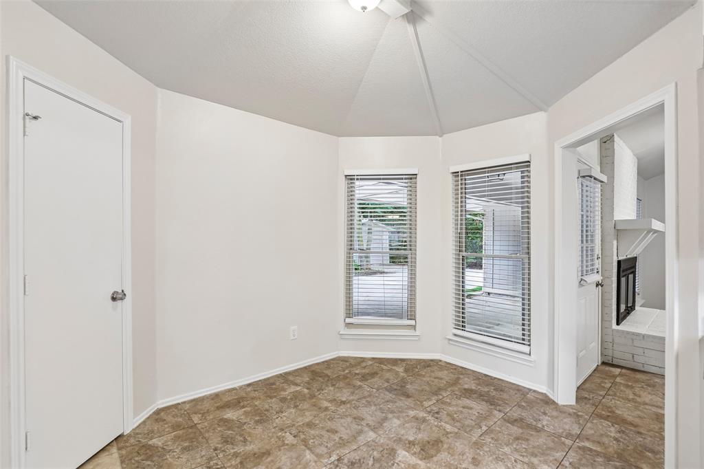 612 E Oak Street Property Photo 10