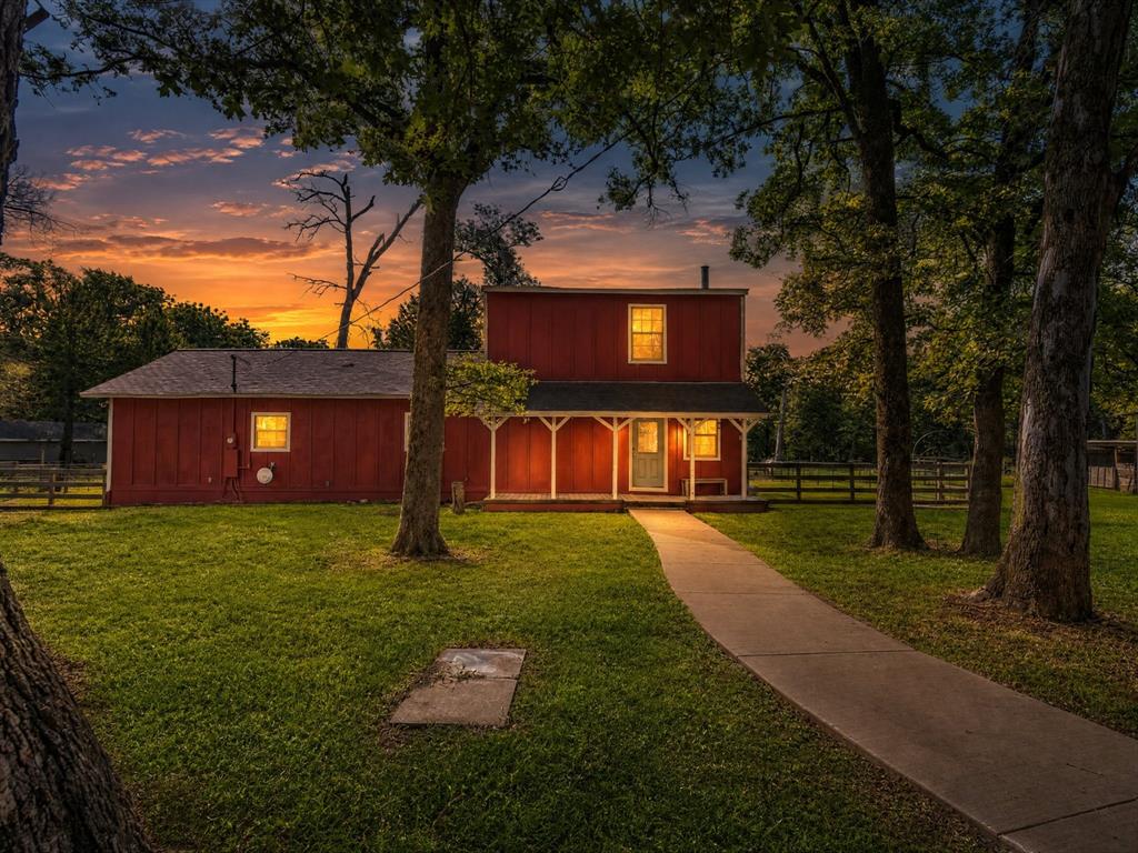 1605 Frann Drive Property Photo 1