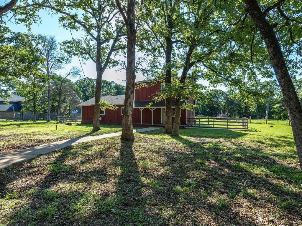1605 Frann Drive Property Photo 5