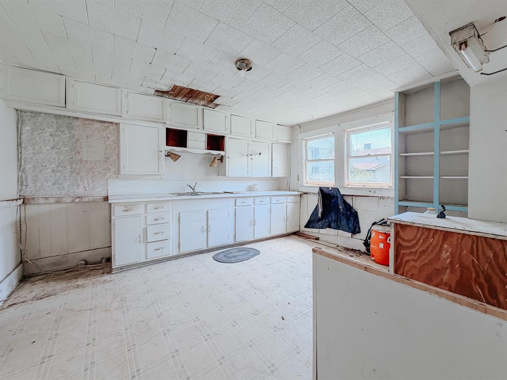 305 N 3rd Street Property Photo 5