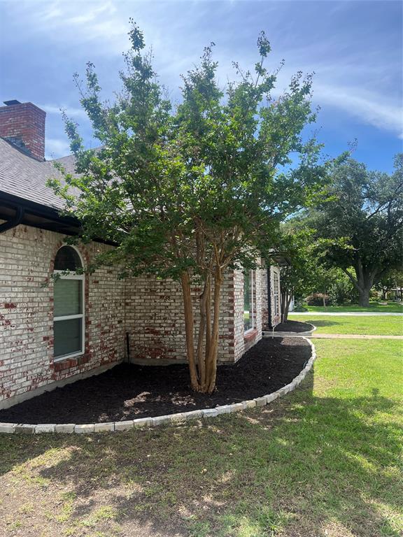 2917 Deep Valley Trail Property Photo 3
