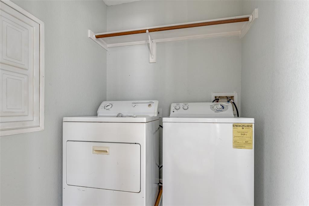 5106 Avenue O Property Photo 13