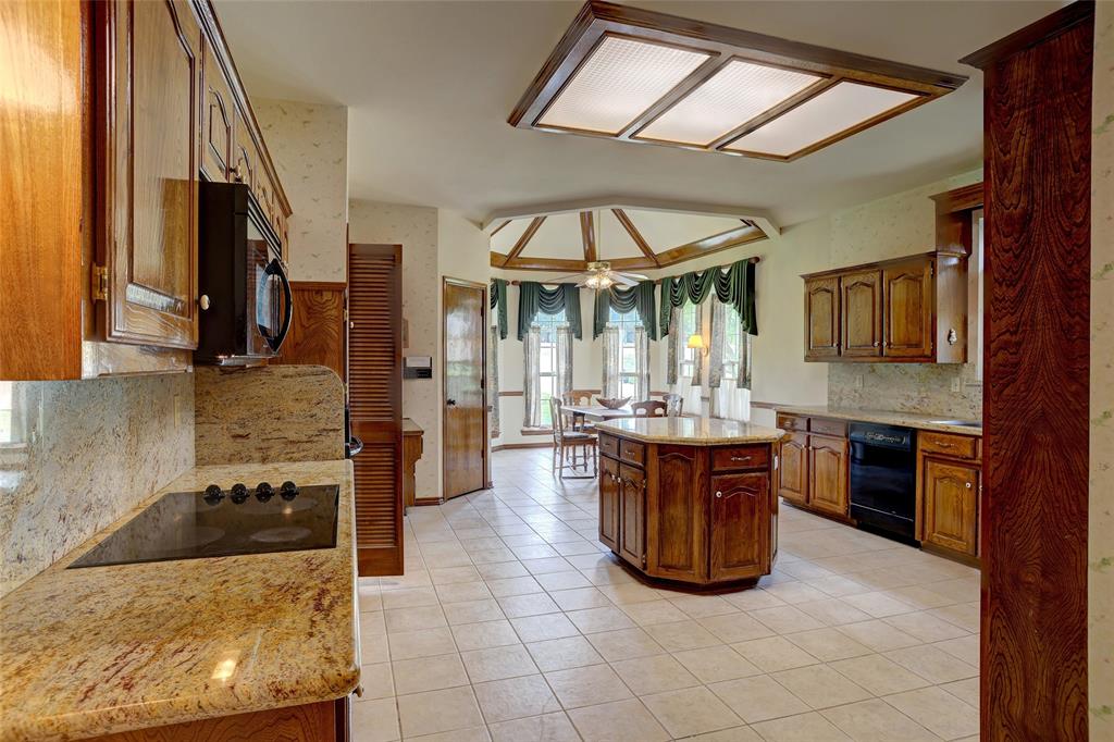 19 Las Brisas Circle Property Photo 10
