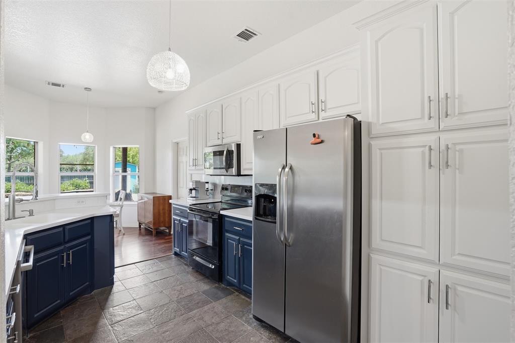 107 Clyde Drive Property Photo 15