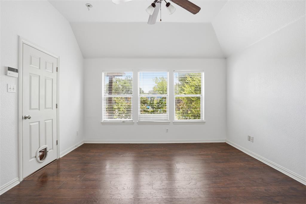 107 Clyde Drive Property Photo 17