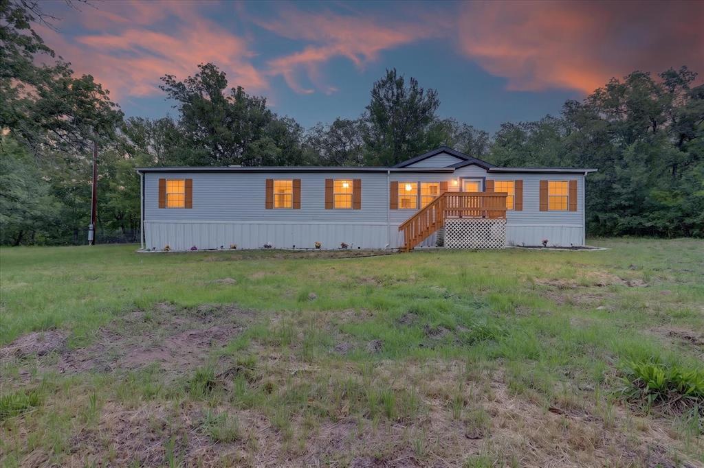 1270 Private Road 3627 Property Photo 1