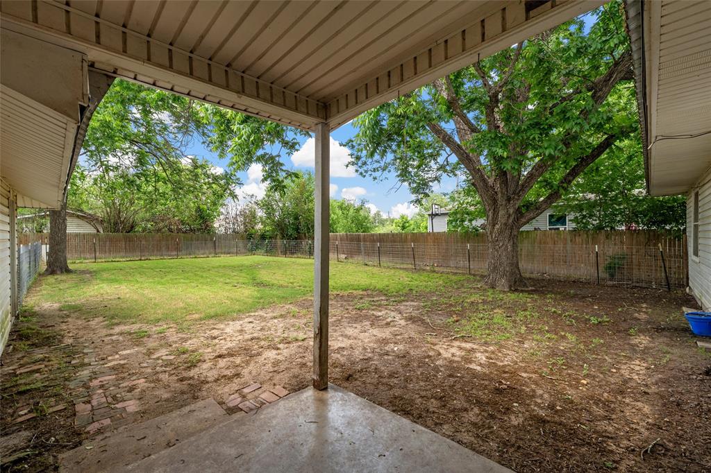 809 E Limestone Avenue Property Photo 20