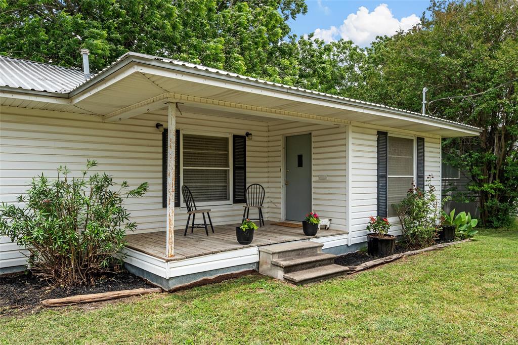 809 E Limestone Avenue Property Photo 25