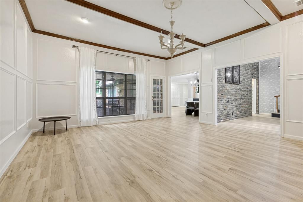 6610 Lake Shore Drive Property Photo 5