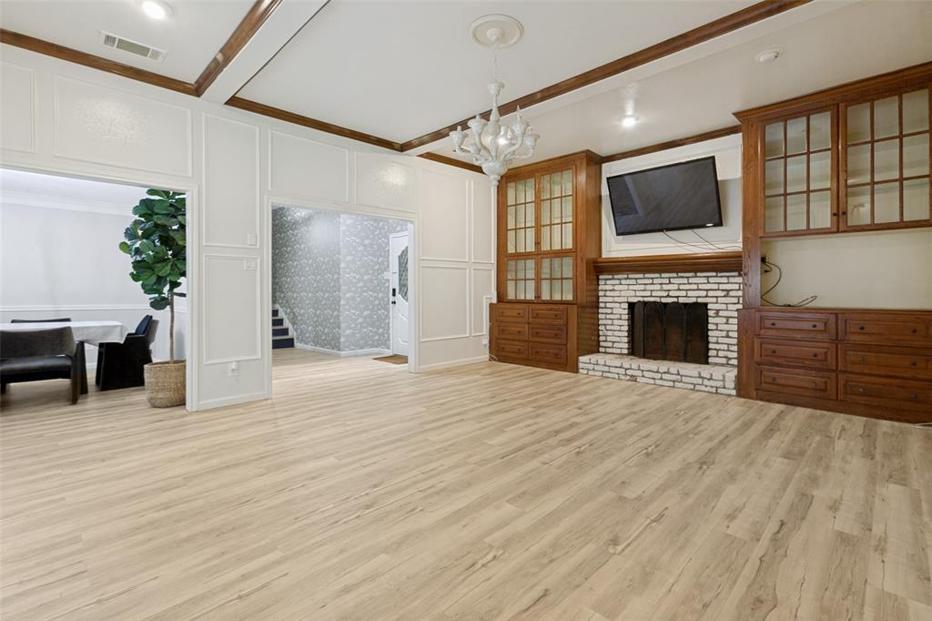 6610 Lake Shore Drive Property Photo 6