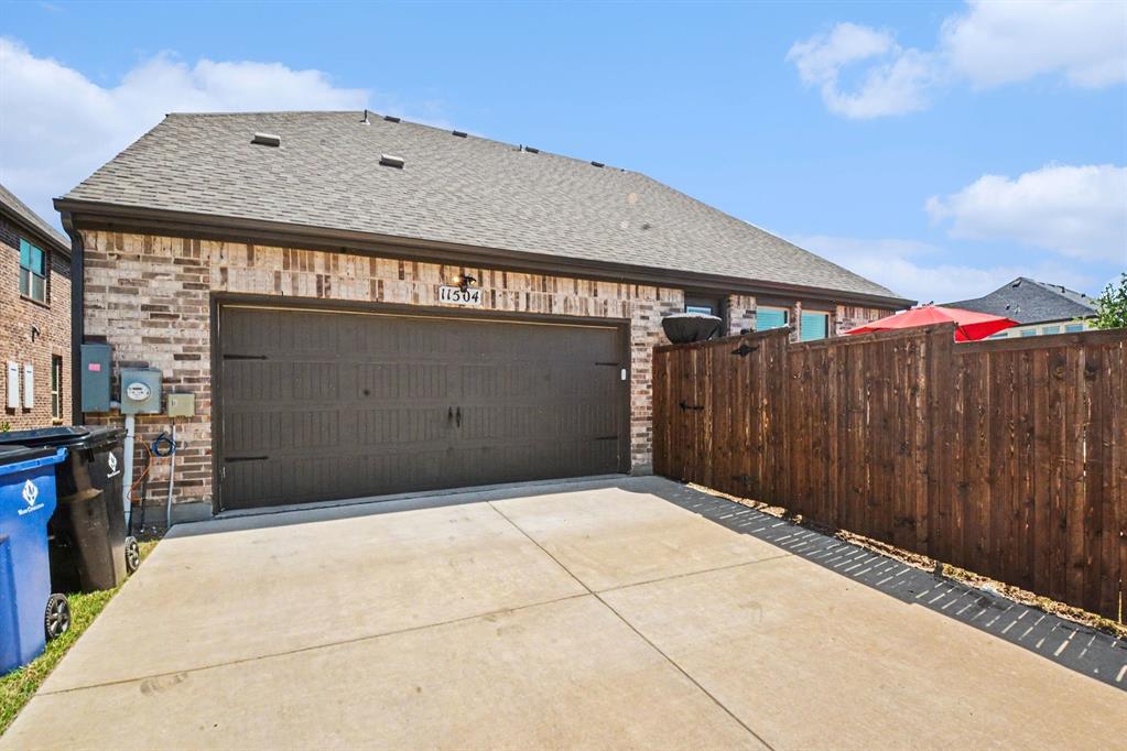 11504 Dawn Mist Drive Property Photo 33