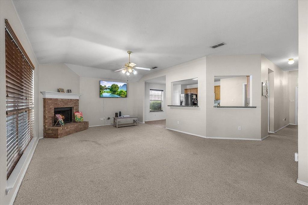 7008 Denver City Drive Property Photo 4