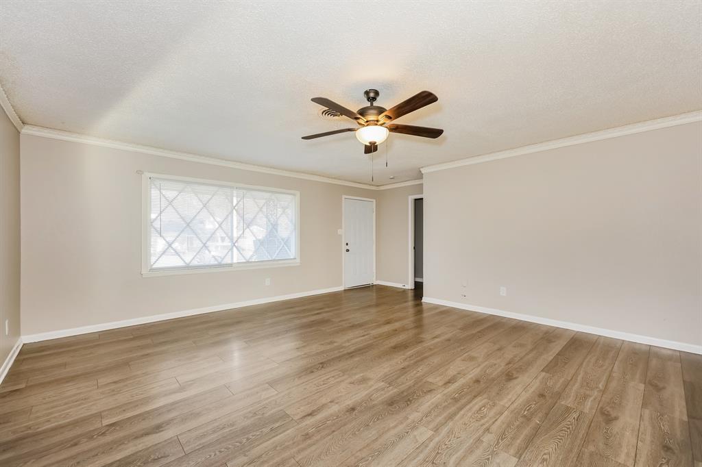5604 Odessa Avenue Property Photo 4