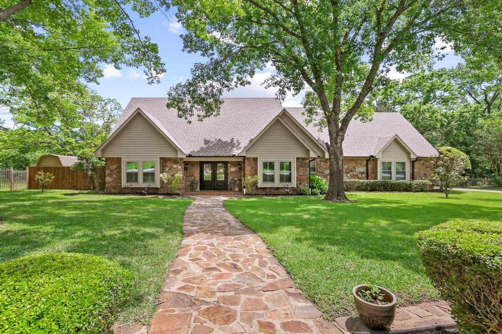 80 River Hills Drive Property Photo 1