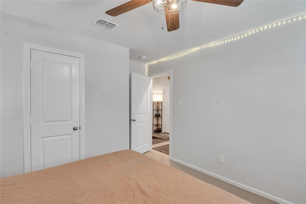 16717 Porterfield Lane Property Photo 6
