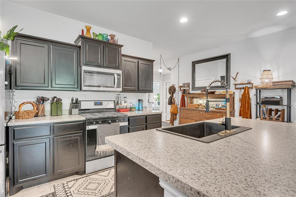 16717 Porterfield Lane Property Photo 13