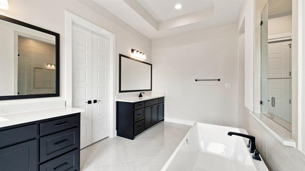 2805 Harkaway Court Property Photo 16