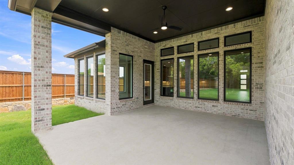 2805 Harkaway Court Property Photo 17