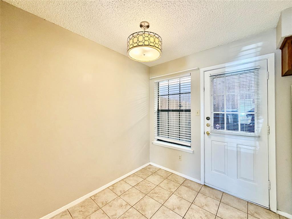 1247 Dallas Drive Property Photo 4