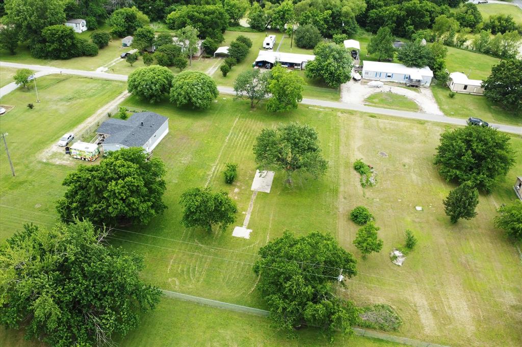 507 Deer Run Property Photo 4