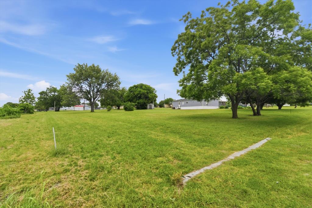 507 Deer Run Property Photo 5